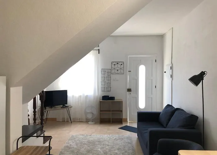 Uma Casa Na Caloura - Blue & Guest house