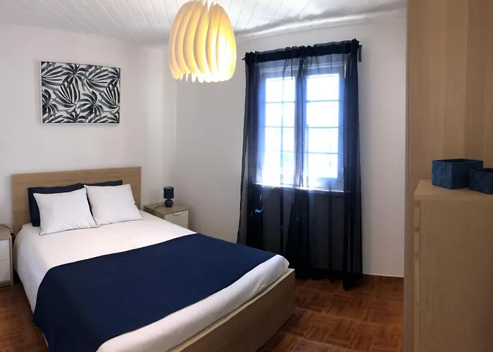 Uma Casa Na Caloura - Blue & Guest house